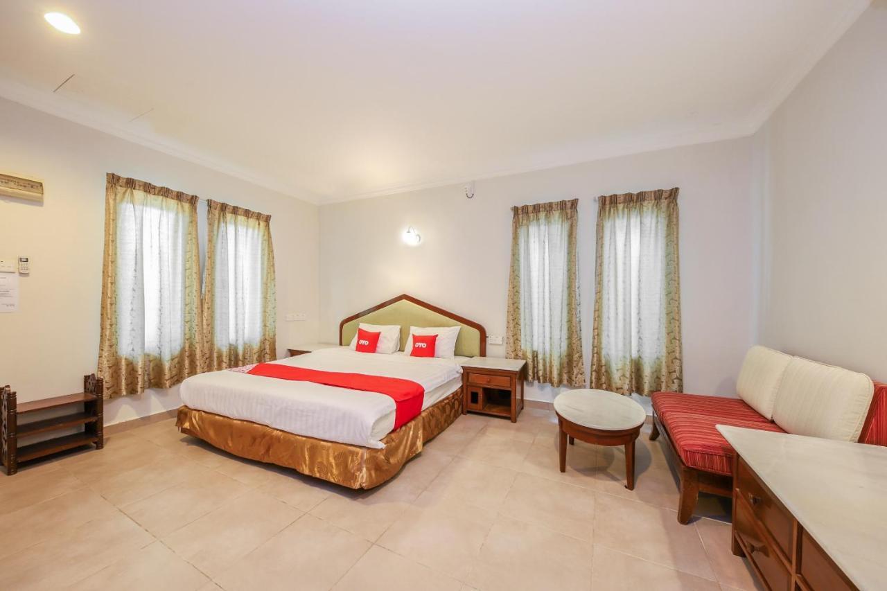 Oyo 89679 Dream Garden Resort Ayer Hangat Exterior foto